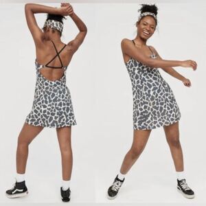 Offline by Aerie Giraffe print athletic dress size XS EUC active workout